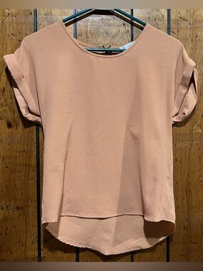 Olive+Oak Blush/Tan Color Blouse - size XS